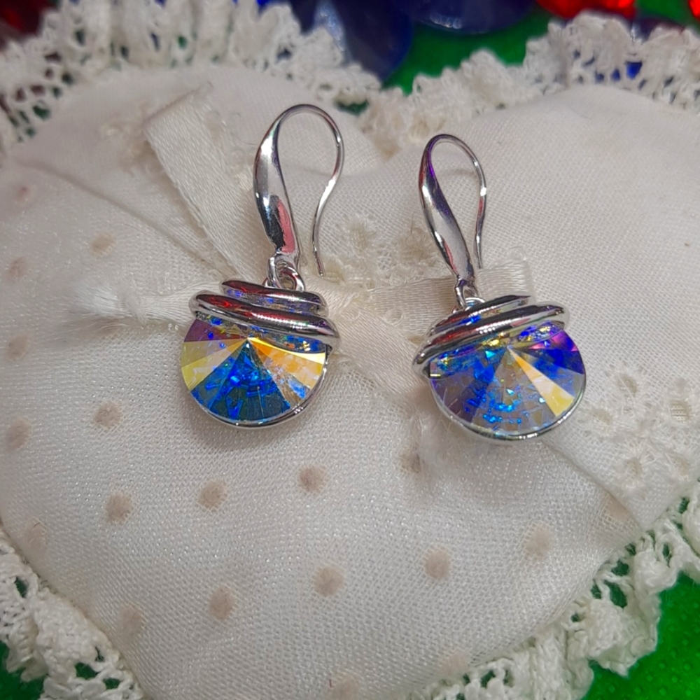 COPY - Beautiful Cellular Spring Drop Crystal Earrings